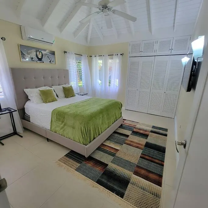 Island Treasure Villas Priory 0*,  Jamaica